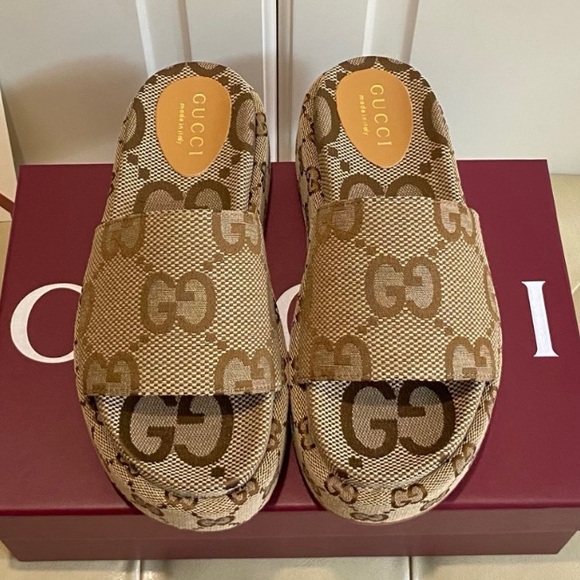 Gucci Women's Brown GG Pattern Mules - Picture 1 of 5
